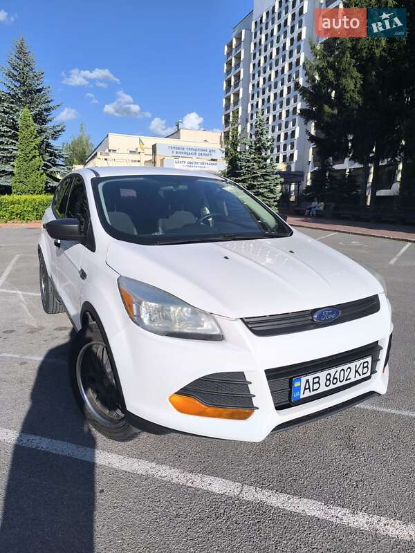 Внедорожник / Кроссовер Ford Escape 2013 в Виннице