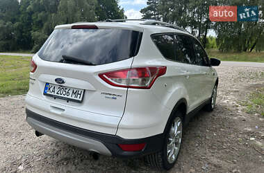 Внедорожник / Кроссовер Ford Escape 2013 в 