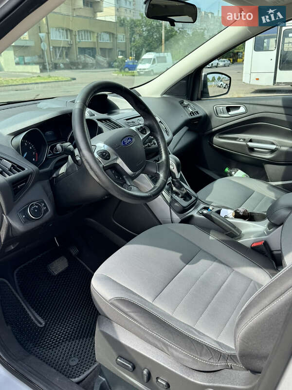 Позашляховик / Кросовер Ford Escape 2014 в Києві