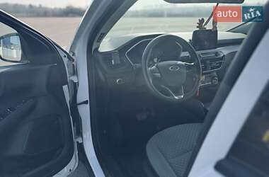 Внедорожник / Кроссовер Ford Escape 2020 в 