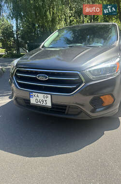 Позашляховик / Кросовер Ford Escape 2017 в Києві