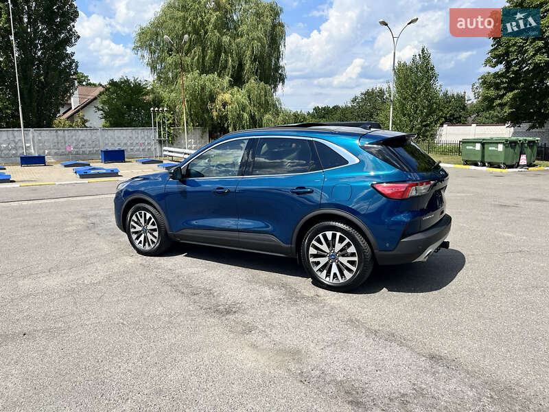 Позашляховик / Кросовер Ford Escape 2020 в Василькові