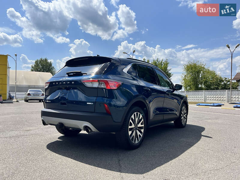 Позашляховик / Кросовер Ford Escape 2020 в Василькові