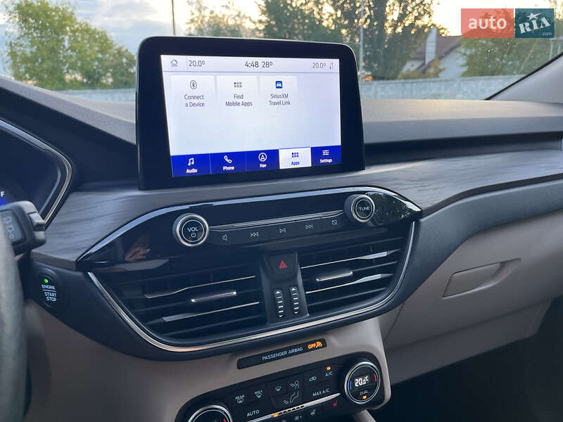 Позашляховик / Кросовер Ford Escape 2020 в Василькові
