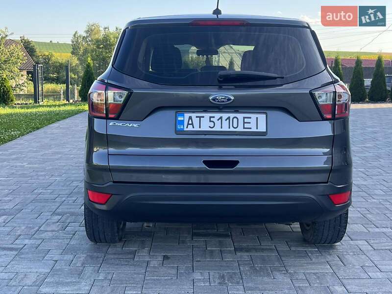 Внедорожник / Кроссовер Ford Escape 2018 в Городенке
