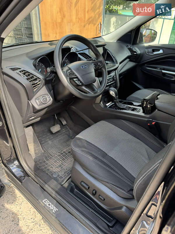 Внедорожник / Кроссовер Ford Escape 2019 в Днепре