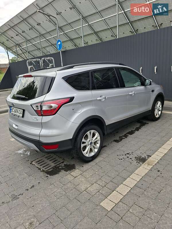 Внедорожник / Кроссовер Ford Escape 2018 в Самборе фото 5 Внедорожник / Кроссовер Ford Escape 2018 в Самборе