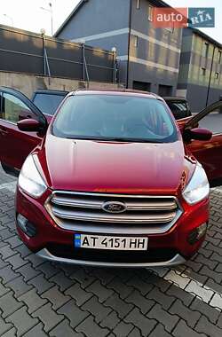 Позашляховик / Кросовер Ford Escape 2016 в Івано-Франківську