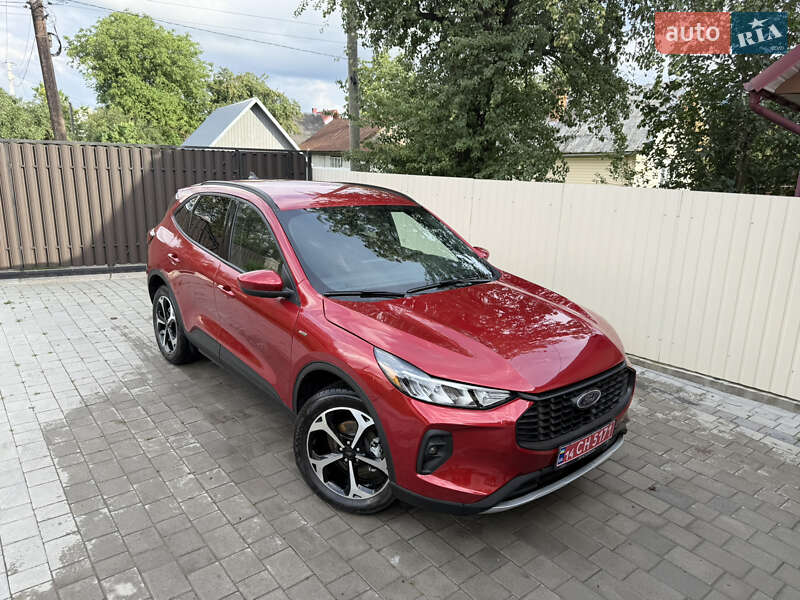 Внедорожник / Кроссовер Ford Escape 2025 в Ивано-Франковске