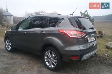 Позашляховик / Кросовер Ford Escape 2014 в Чернігові