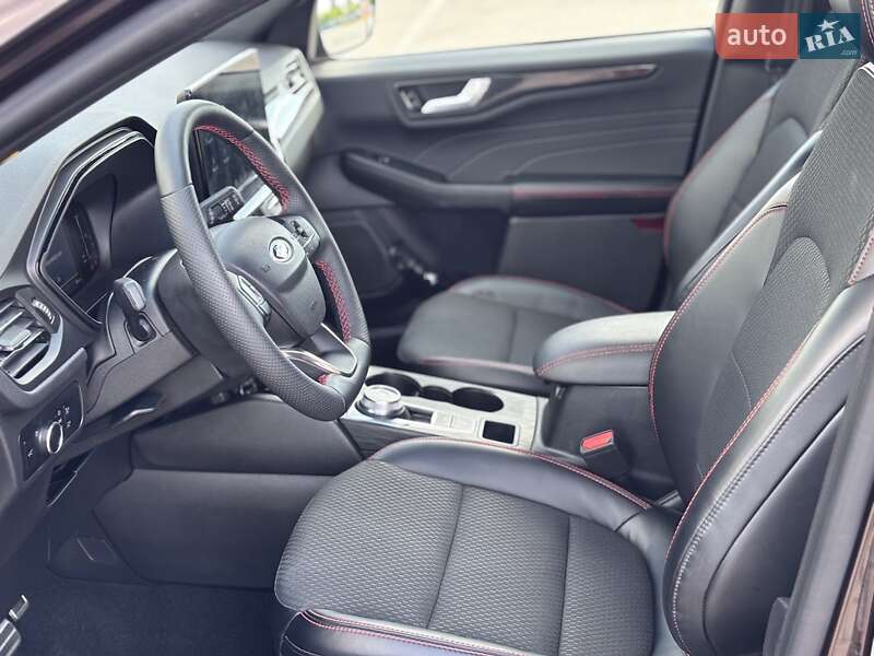 Внедорожник / Кроссовер Ford Escape 2023 в Киеве