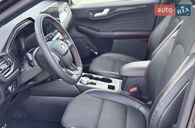 Внедорожник / Кроссовер Ford Escape 2023 в 