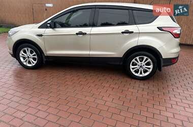 Внедорожник / Кроссовер Ford Escape 2018 в 