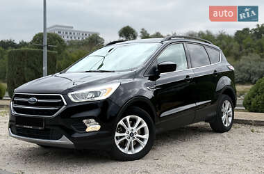 Внедорожник / Кроссовер Ford Escape 2018 в Днепре