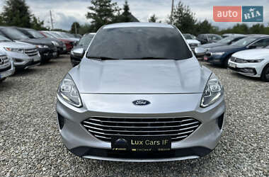 Внедорожник / Кроссовер Ford Escape 2020 в 