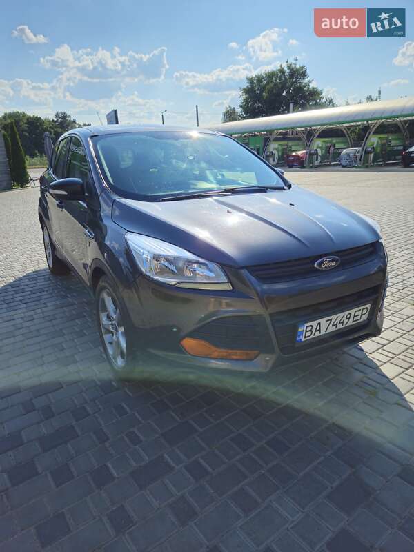 Внедорожник / Кроссовер Ford Escape 2014 в 