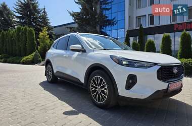 Внедорожник / Кроссовер Ford Escape 2023 в Тернополе