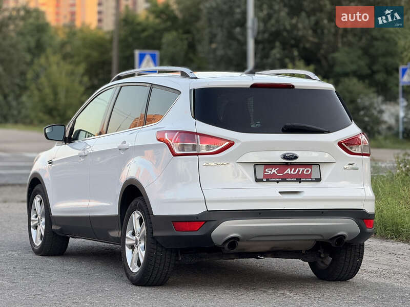 Внедорожник / Кроссовер Ford Escape 2014 в Киеве
