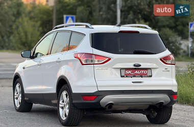 Внедорожник / Кроссовер Ford Escape 2014 в 