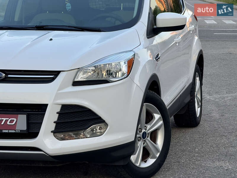 Внедорожник / Кроссовер Ford Escape 2014 в Киеве