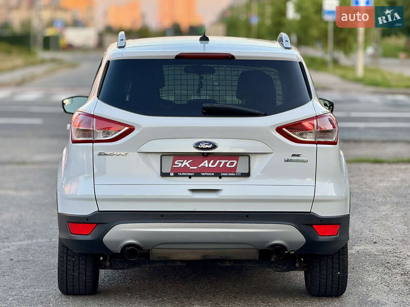 Внедорожник / Кроссовер Ford Escape 2014 в Киеве
