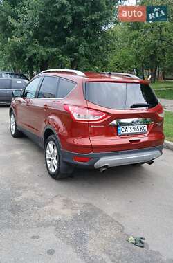 Внедорожник / Кроссовер Ford Escape 2016 в 