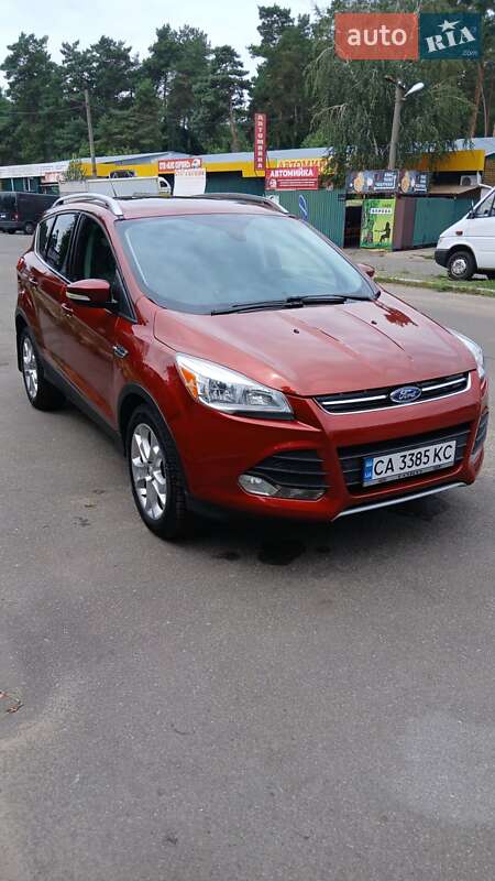 Внедорожник / Кроссовер Ford Escape 2016 в 