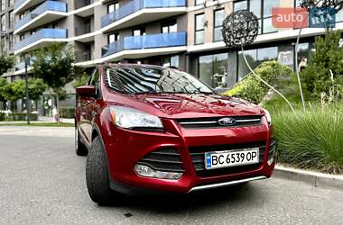 Позашляховик / Кросовер Ford Escape 2015 в Львові