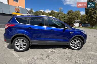 Внедорожник / Кроссовер Ford Escape 2015 в Черкассах