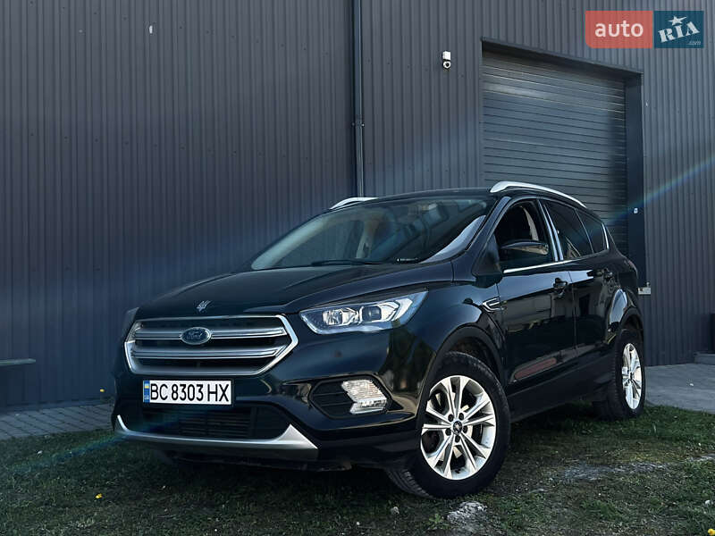 Внедорожник / Кроссовер Ford Escape 2017 в Львове