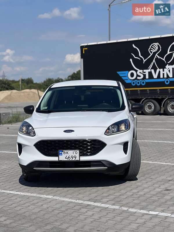 Внедорожник / Кроссовер Ford Escape 2022 в Ровно