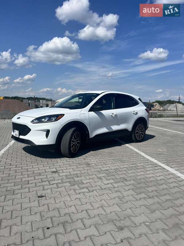 Внедорожник / Кроссовер Ford Escape 2022 в Ровно