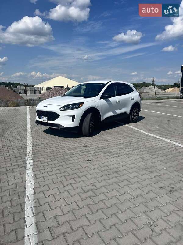 Внедорожник / Кроссовер Ford Escape 2022 в Ровно