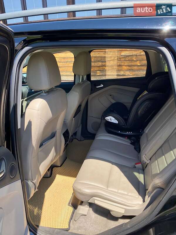 Внедорожник / Кроссовер Ford Escape 2016 в Кременчуге