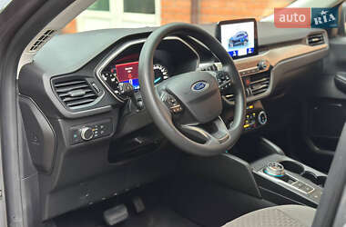 Внедорожник / Кроссовер Ford Escape 2022 в 