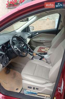 Внедорожник / Кроссовер Ford Escape 2013 в 