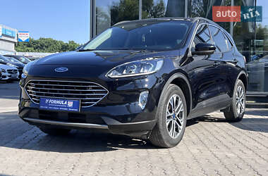 Внедорожник / Кроссовер Ford Escape 2020 в 