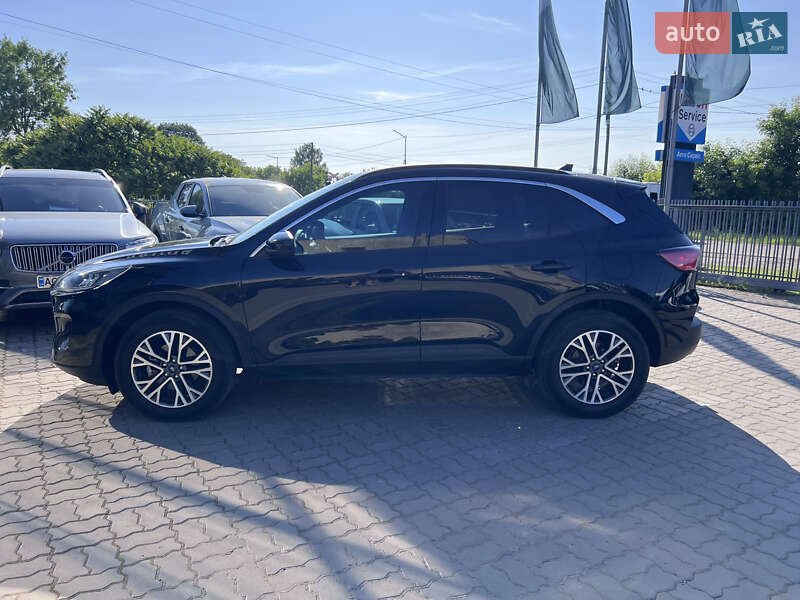 Внедорожник / Кроссовер Ford Escape 2020 в Нововолынске