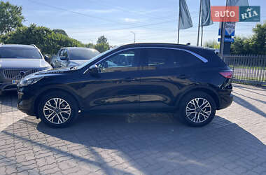 Внедорожник / Кроссовер Ford Escape 2020 в 
