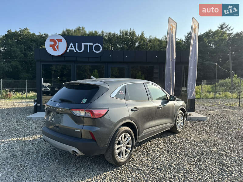 Позашляховик / Кросовер Ford Escape 2020 в Львові