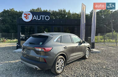 Внедорожник / Кроссовер Ford Escape 2020 в 