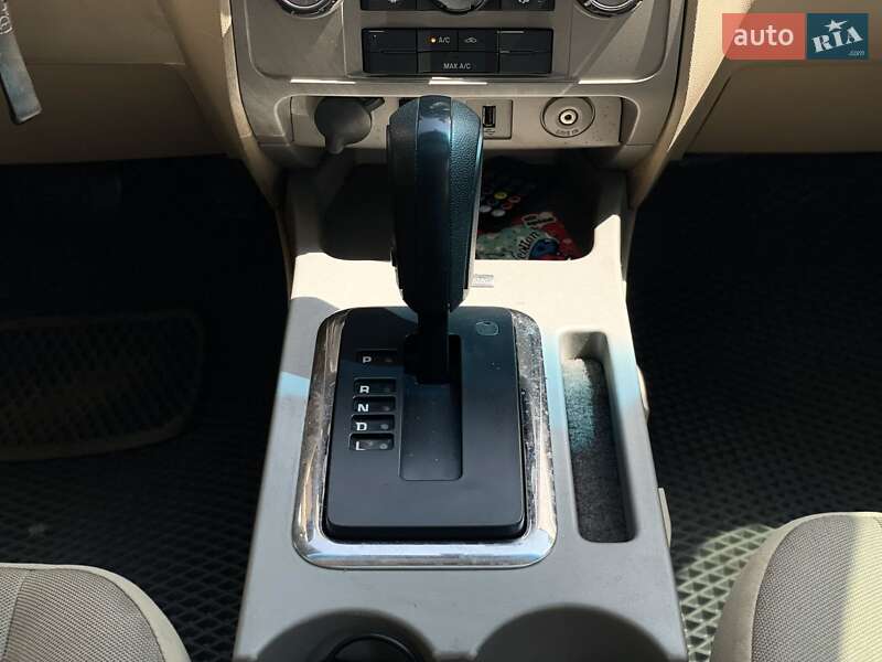 Внедорожник / Кроссовер Ford Escape 2012 в Днепре