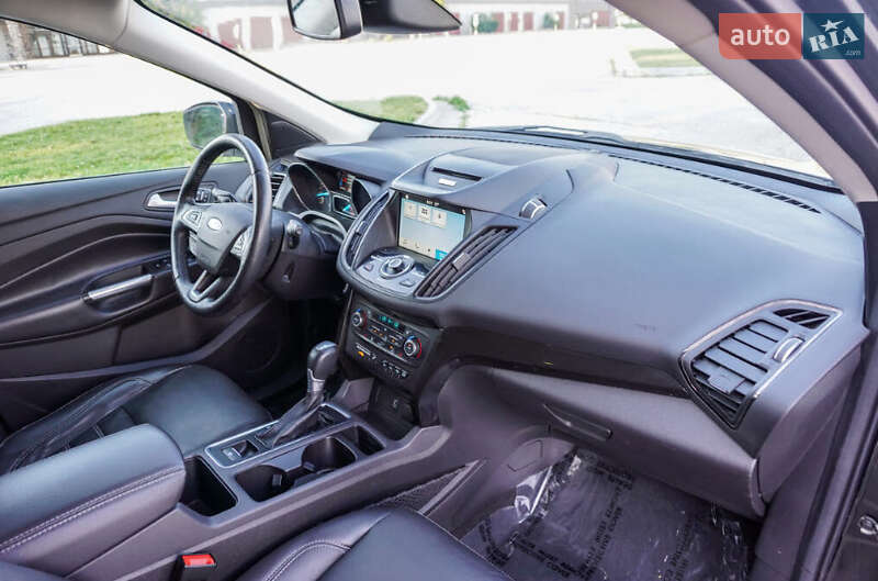 Внедорожник / Кроссовер Ford Escape 2017 в Львове фото 12 Внедорожник / Кроссовер Ford Escape 2017 в Львове