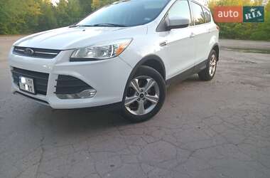 Позашляховик / Кросовер Ford Escape 2015 в Києві