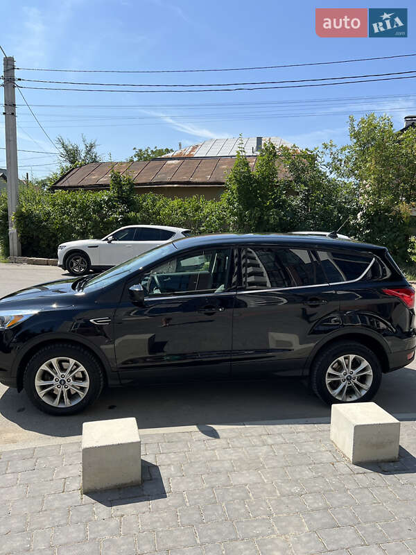 Внедорожник / Кроссовер Ford Escape 2019 в Ивано-Франковске фото 7 Внедорожник / Кроссовер Ford Escape 2019 в Ивано-Франковске
