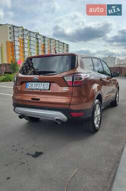 Внедорожник / Кроссовер Ford Escape 2017 в Чернигове