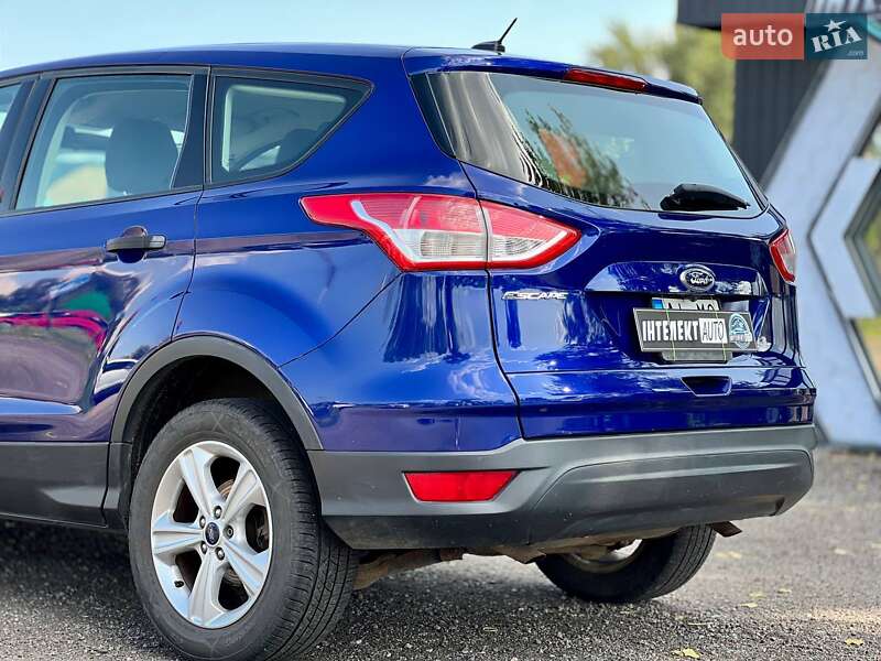 Внедорожник / Кроссовер Ford Escape 2015 в Киеве