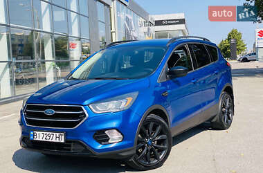 Позашляховик / Кросовер Ford Escape 2016 в Харкові