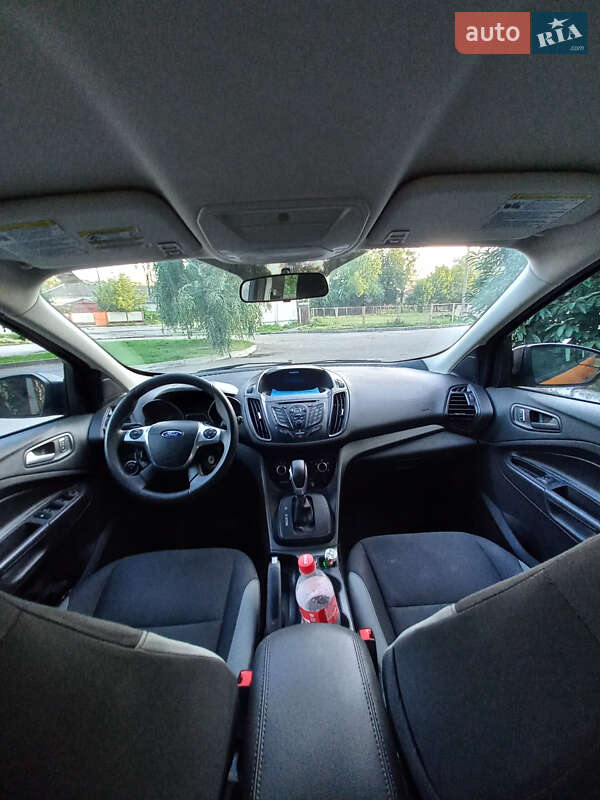 Внедорожник / Кроссовер Ford Escape 2016 в Виннице