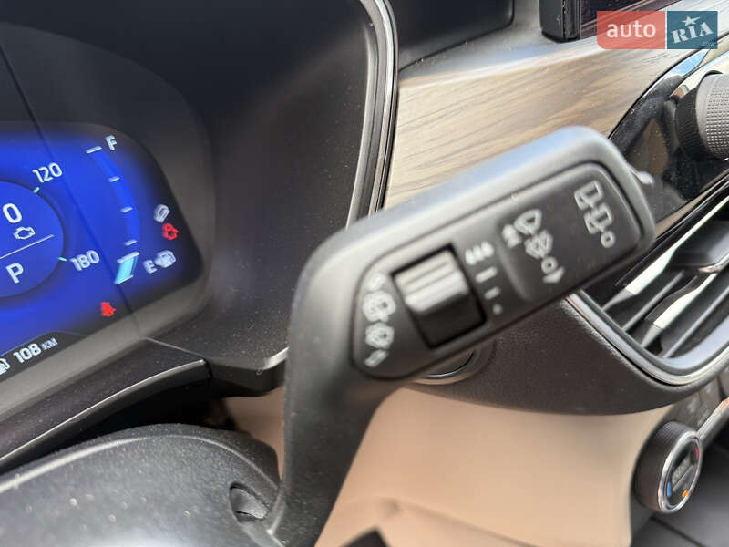 Внедорожник / Кроссовер Ford Escape 2020 в Днепре